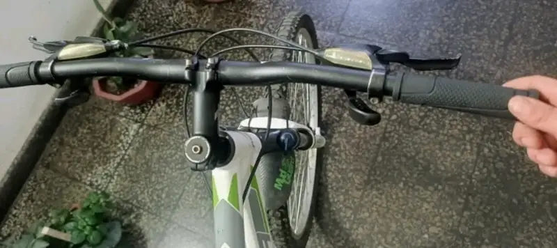 Bicicleta Merida MTB blanca - 4