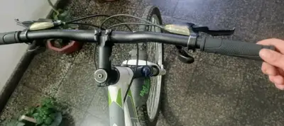 Bicicleta Merida MTB blanca - miniatura 4