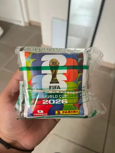 Paquete Cromos Panini Mundial 2026 - miniatura 1