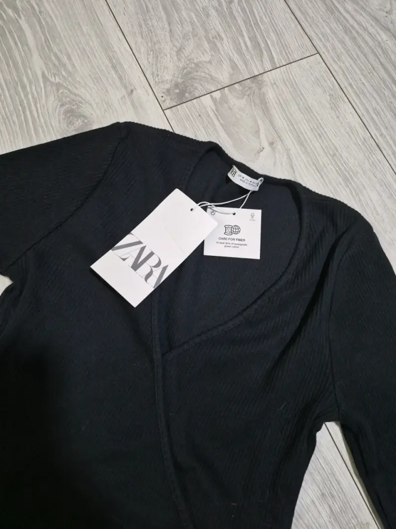 Top negro con lazo ZARA - 2