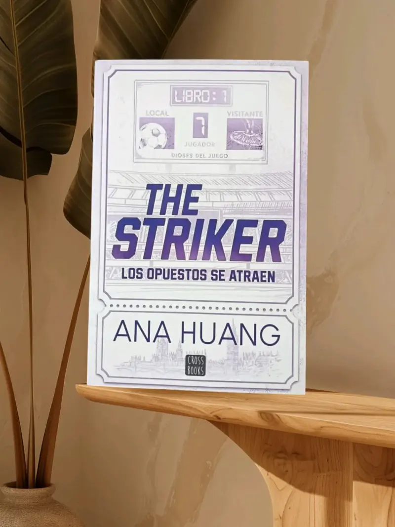 Libro 'The Striker' Ana Huang