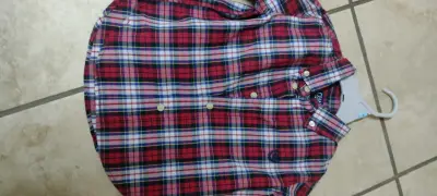 Camisa de cuadros roja - miniatura 3