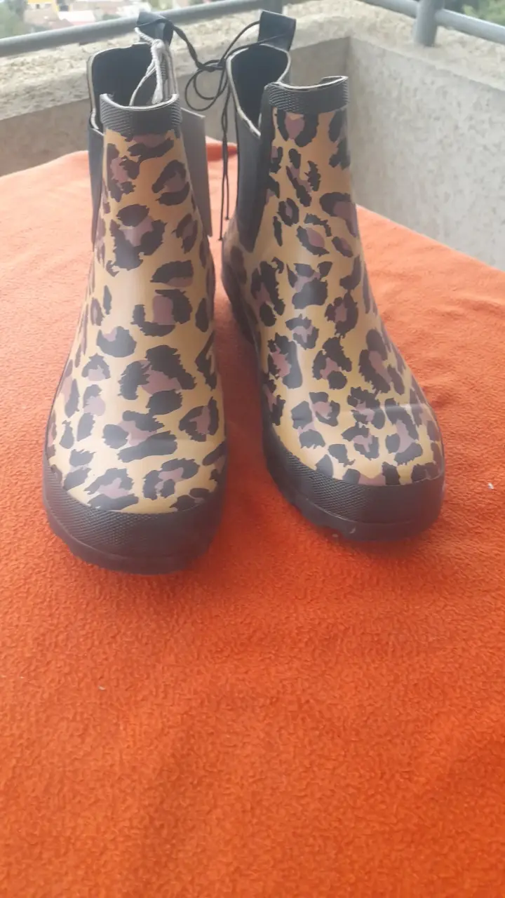 Botines impermeables animal print - 1