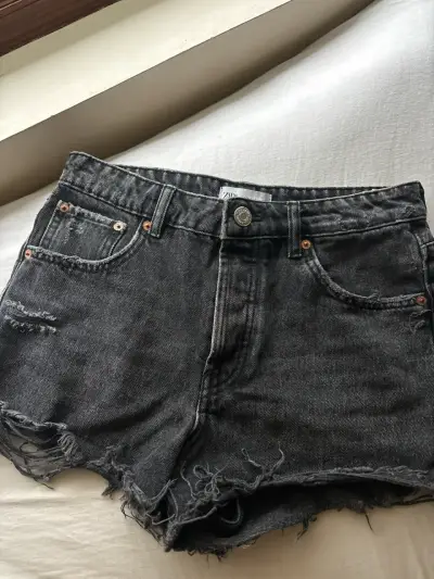 Shorts denim negro Zara - miniatura 1
