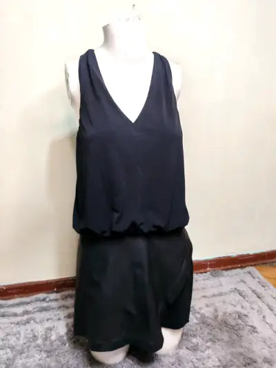Enterito negro elegante - miniatura 1