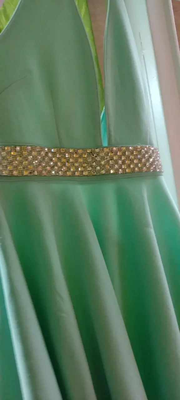 Vestido celeste con adorno plateado - 5