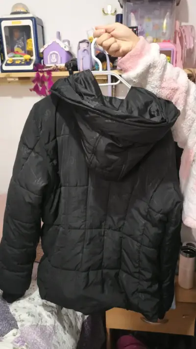 Chaqueta acolchada negra talla L mossimo nueva - miniatura 3