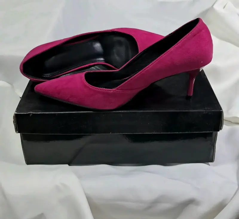 Zapatos de tacón fucsia