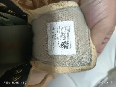 Botas CAT de cuero beige - miniatura 2