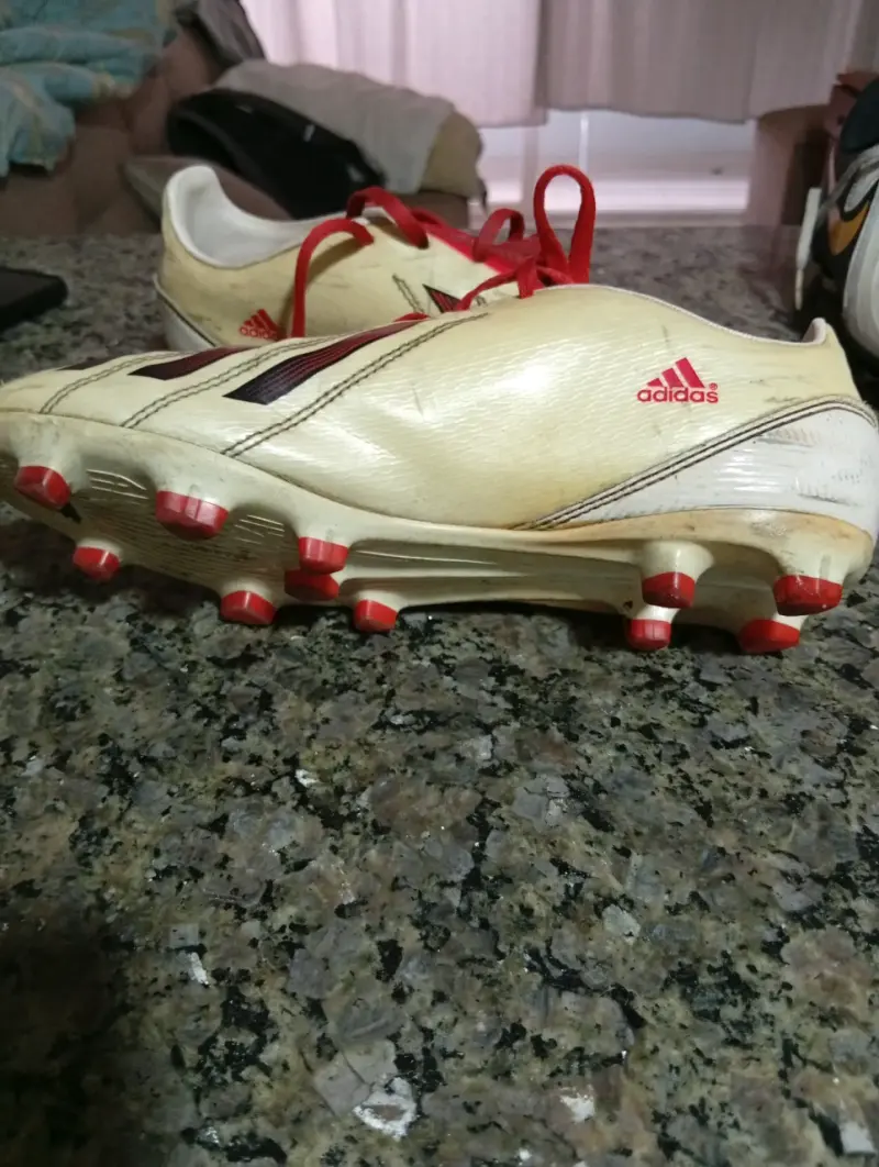 Zapatillas de fútbol rojas Messi - 2