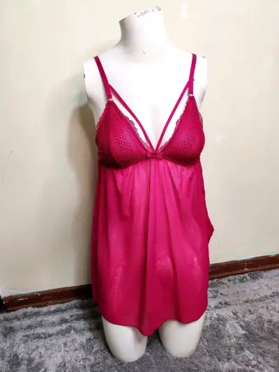 Camisón fucsia encaje romántico - miniatura 1