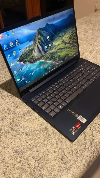 Notebook Lenovo idea pad slim 3 - miniatura 1