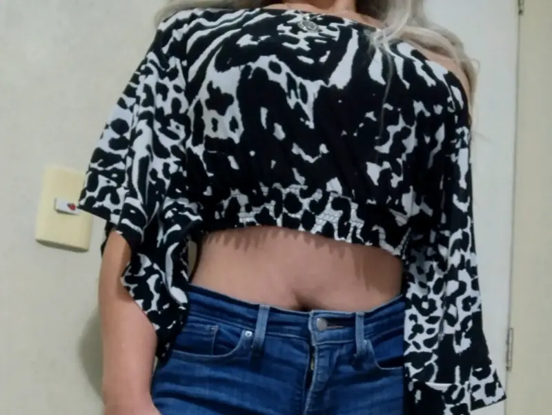 Blusa off-shoulder estampado animal - 6