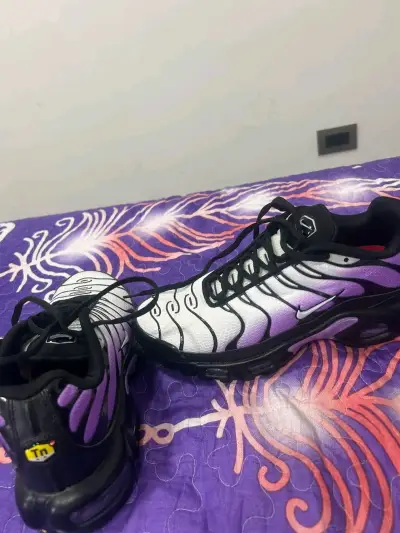 Zapatillas deportivas moradas negras - miniatura 3