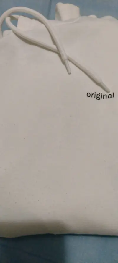 Polerón blanco con capucha - miniatura 6
