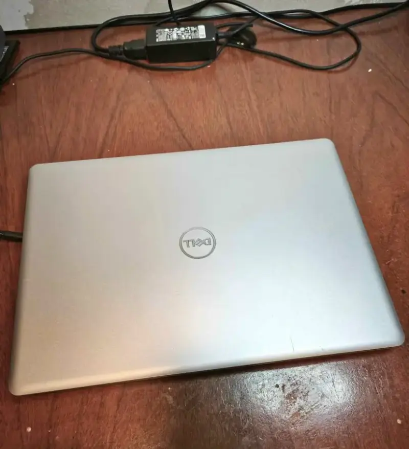 Dell inspiron 3841 - 5
