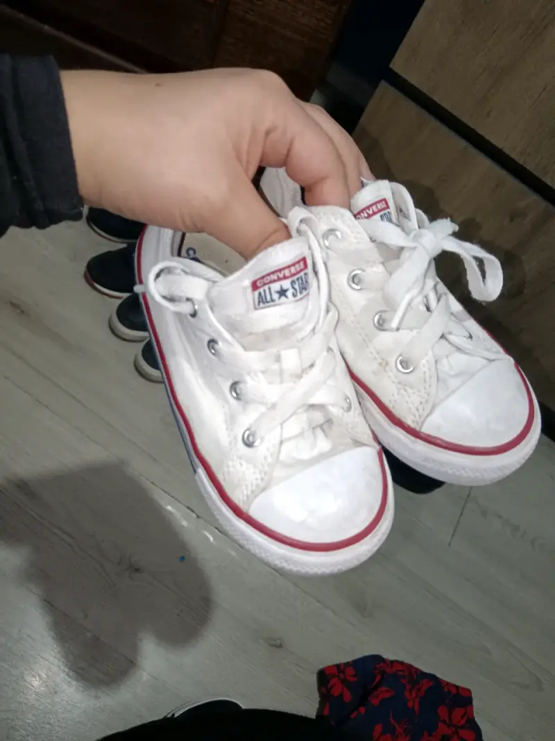 Zapatillas blancas Converse All Star - 1