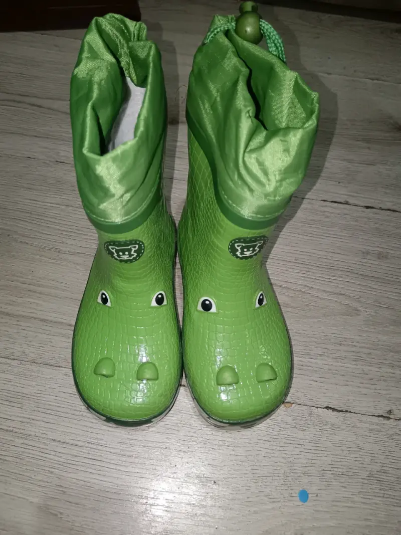 Botas verdes de lluvia infantiles - 1