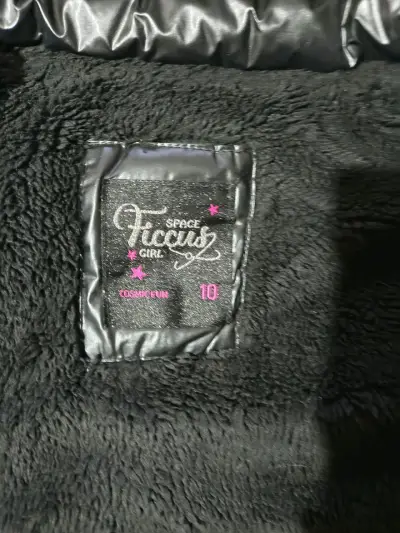 Parka negra acolchada con capucha - miniatura 3