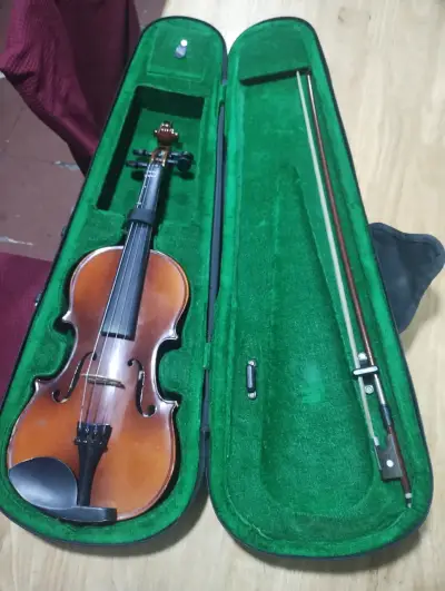 Violín con estuche y arco +recina - miniatura 1