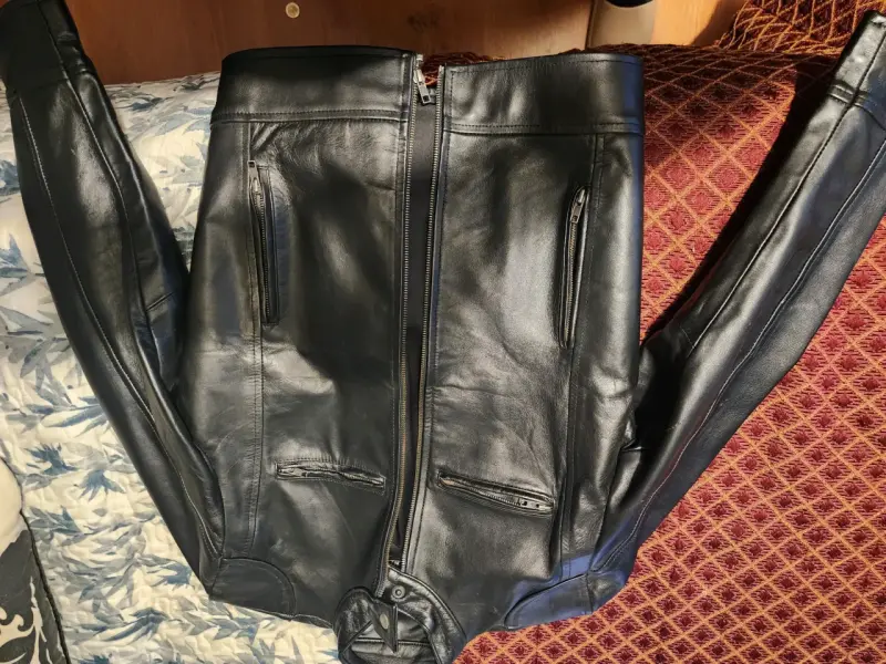Chaqueta de cuero negro - 2