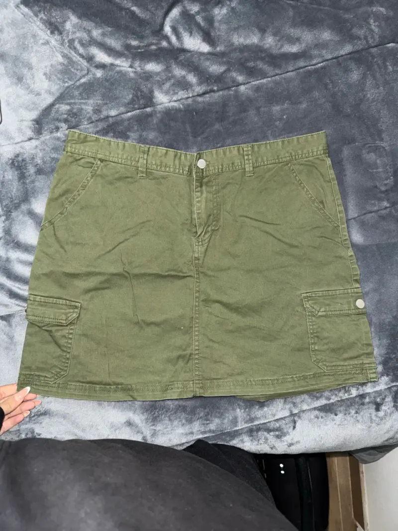 Falda cargo verde oliva - 1