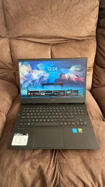 Laptop HP Omen 16 - miniatura 2