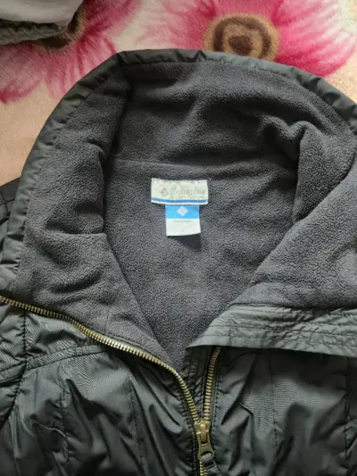 Chaleco negro Columbia - miniatura 2