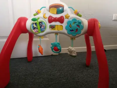 Centro de actividades para bebé - miniatura 1