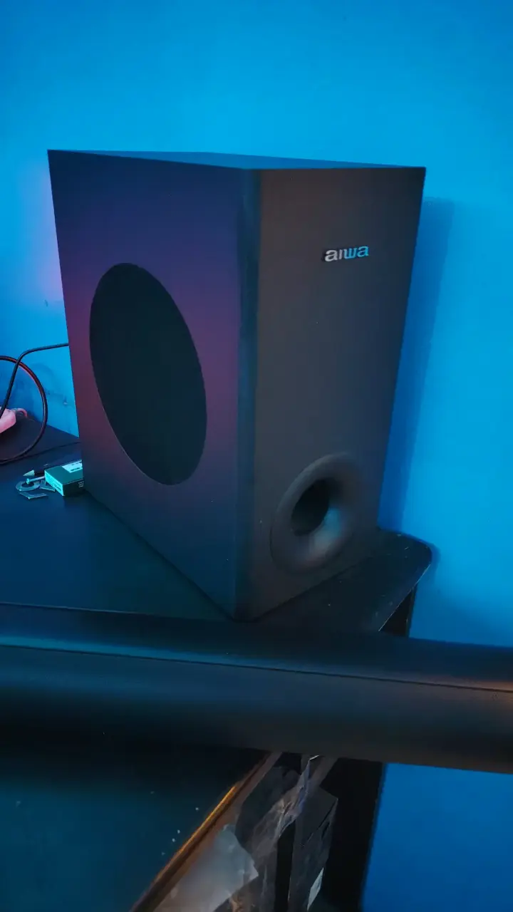 Barra de Sonido + Subwoofer AIWA negro - 1