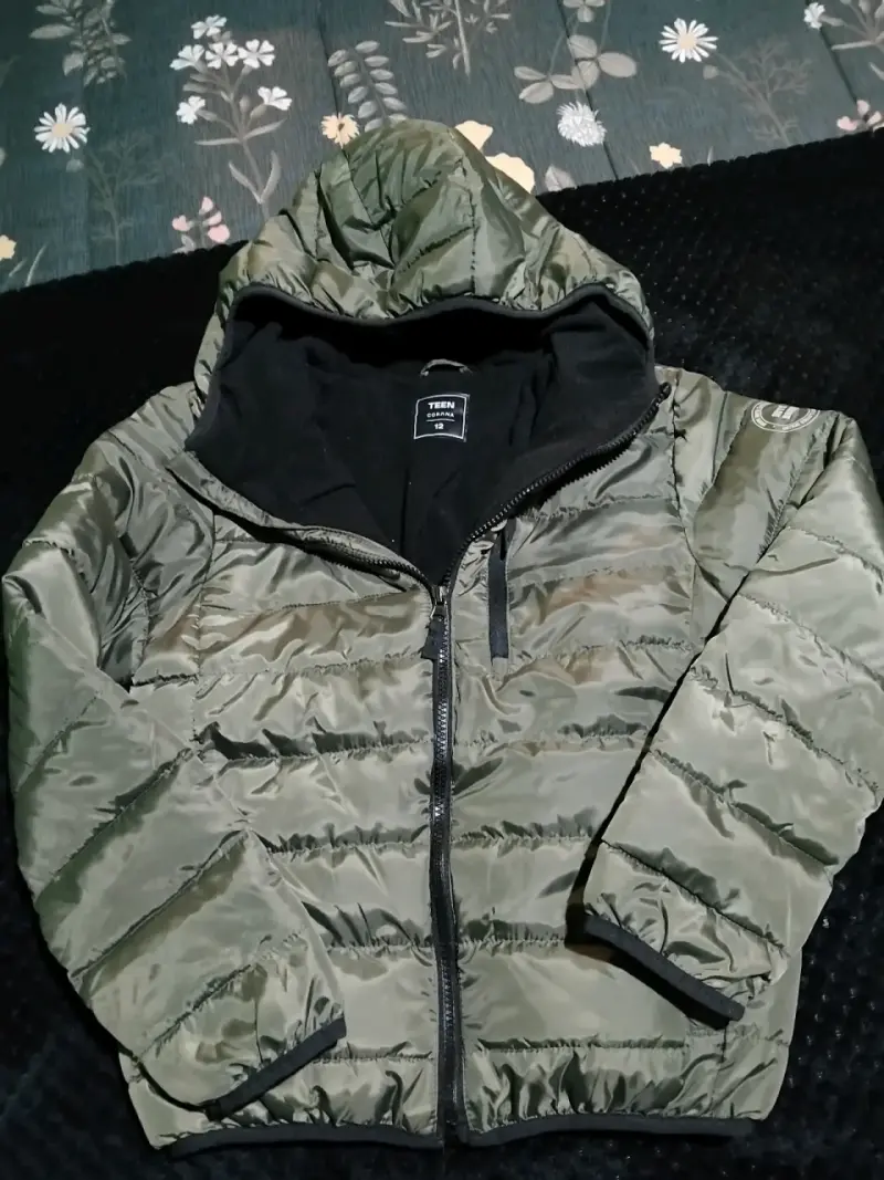Poleron camuflaje,parka verde, jeans todo talla 10 - 2