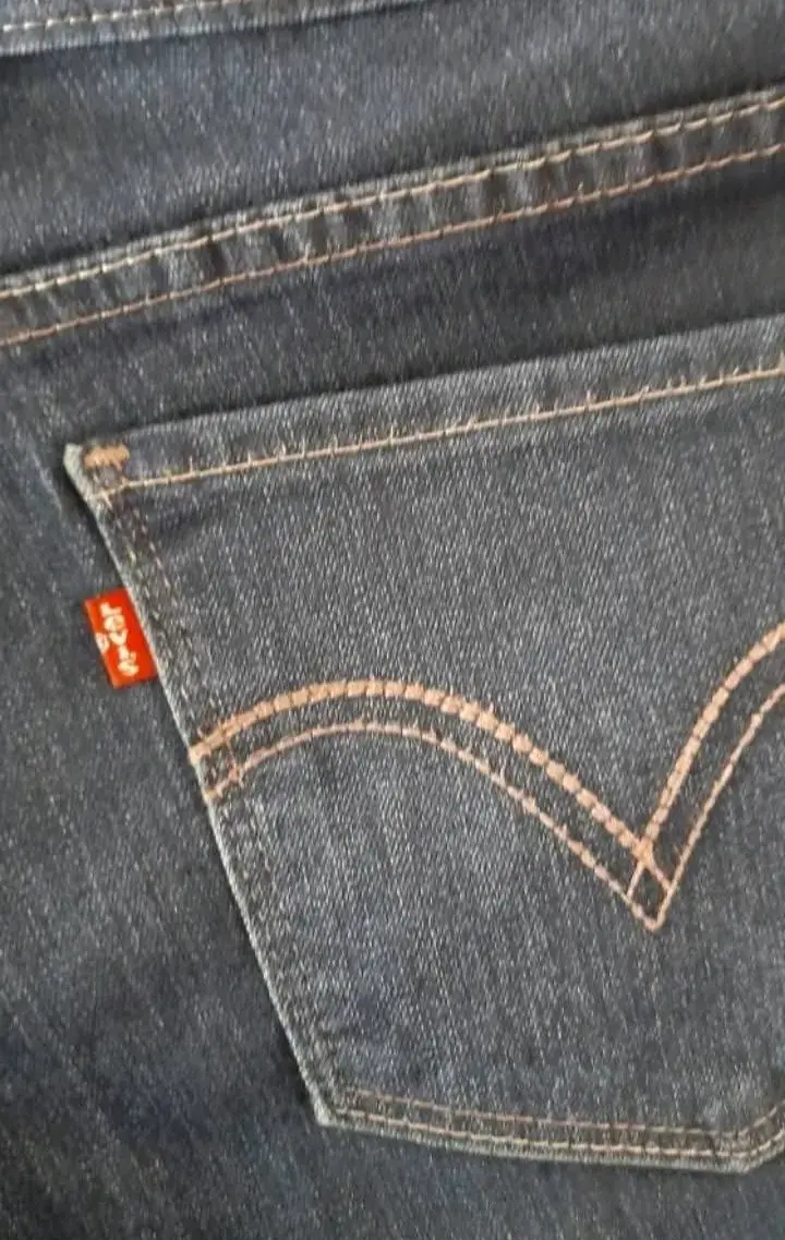 Jeans oscuros para mujer - 3