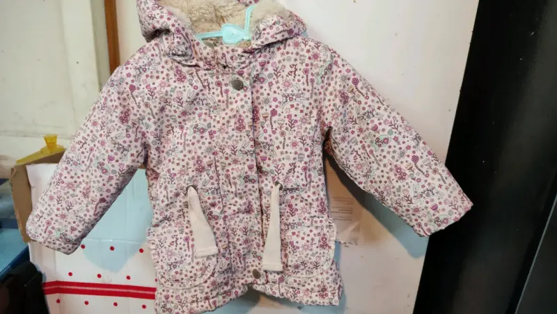 Abrigo infantil estampado floral - 1