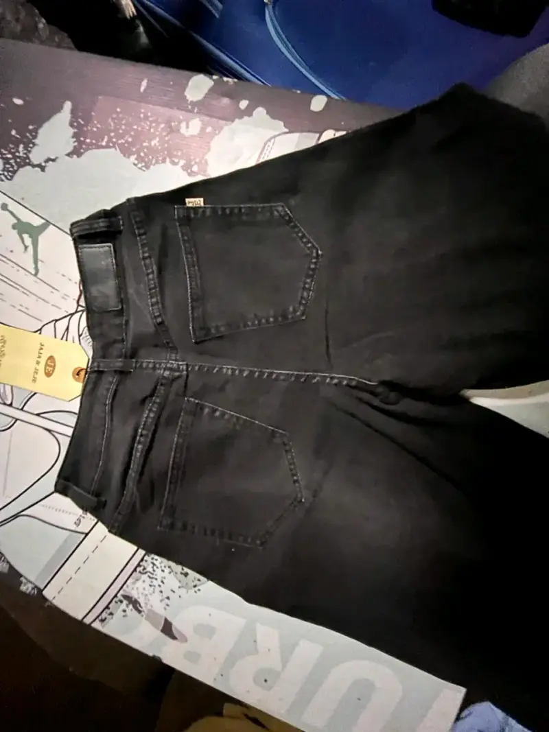 Pantalones negros nuevos - 2