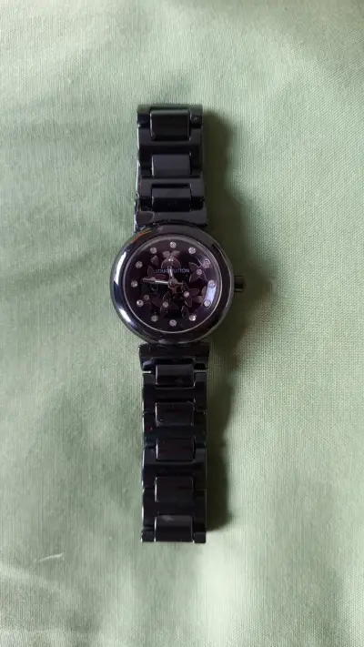 Reloj Louis Vuitton Negro - miniatura 1