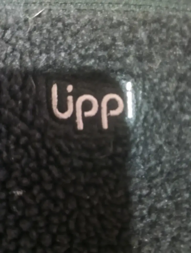 Poleron lippi negro teen - 2