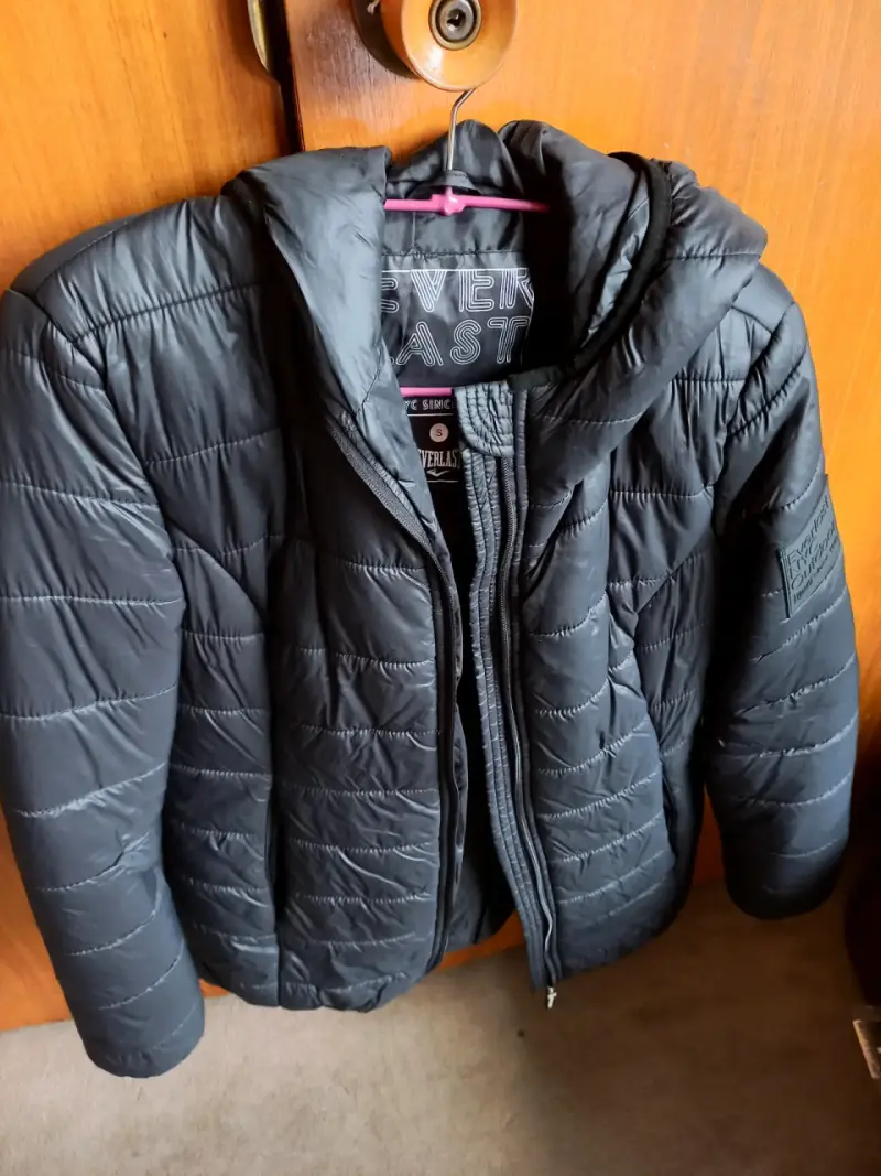 Chaqueta acolchada Everlast negra