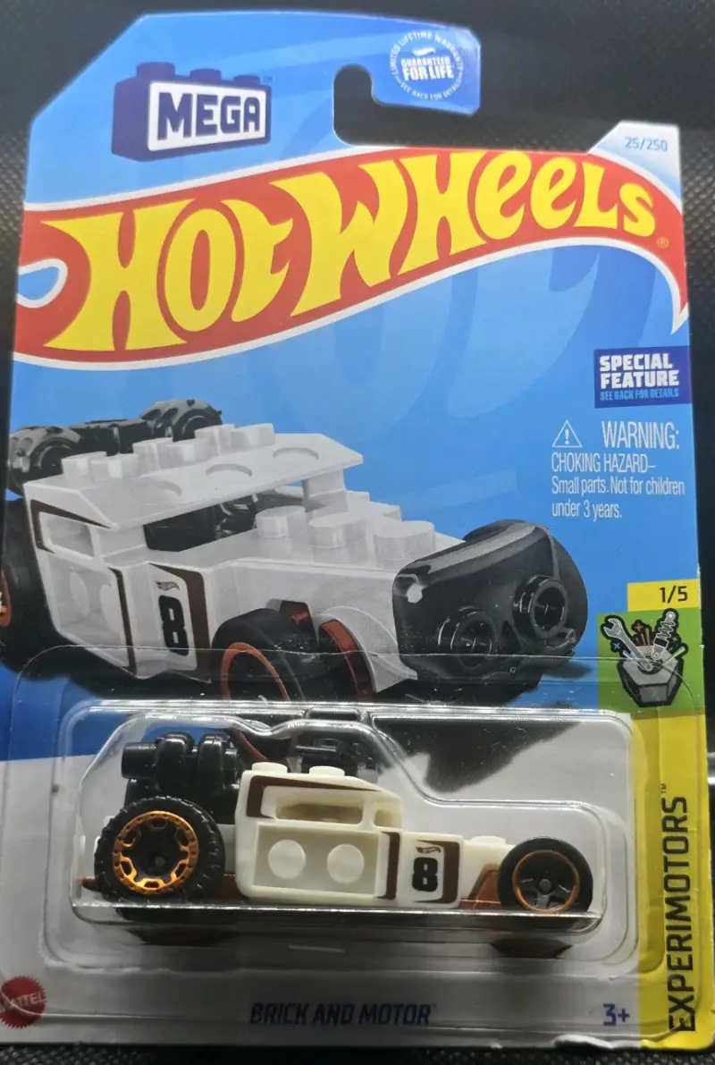 Hot Wheels Brick and Motor