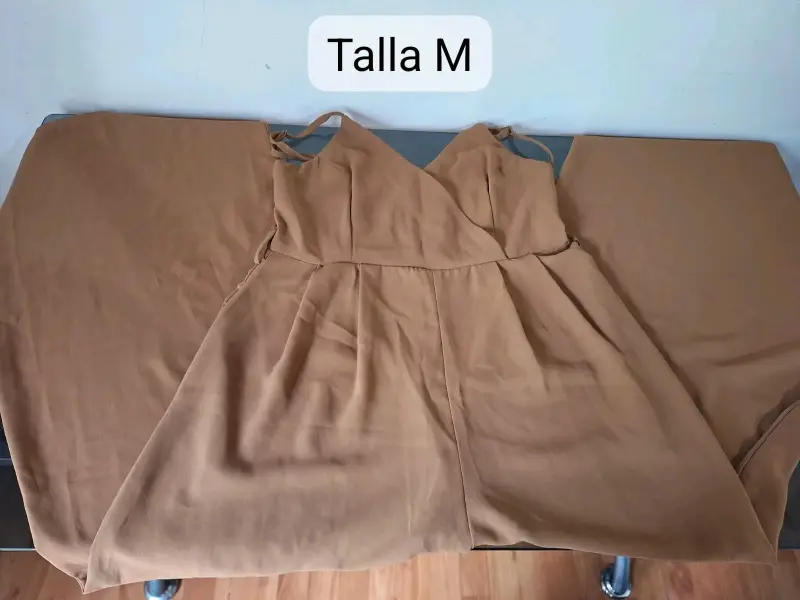 Jeans, busos, polerones, enteritos... - 2