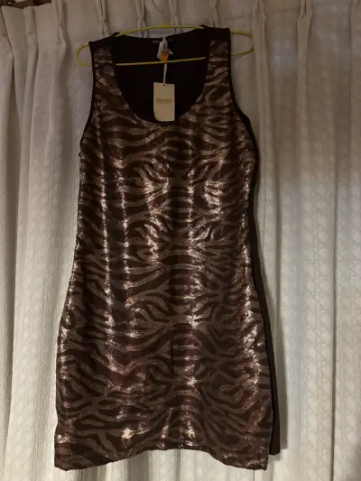Vestido de lentejuelas marrón - miniatura 1