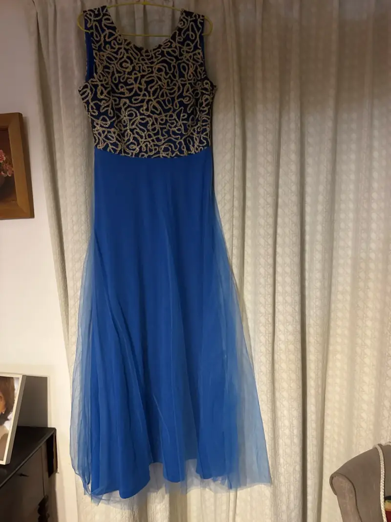 Vestido largo azul y dorado - 3