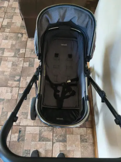 Coche Infanti gris - miniatura 1