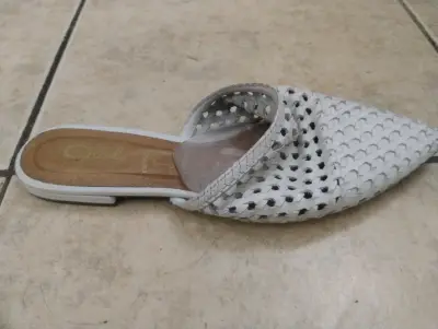 Zapatos blancos tejidos - miniatura 3