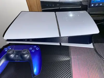 Consola PS5 con 2 control DualSense - miniatura 2