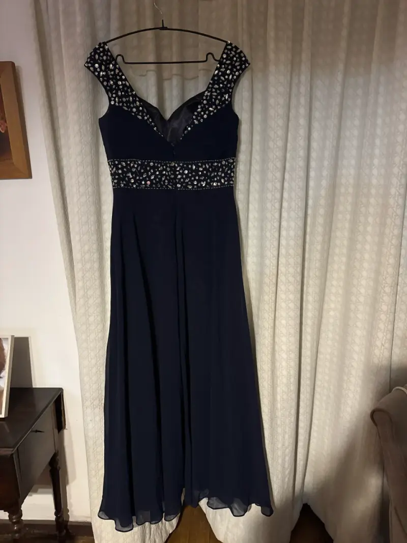 Vestido largo azul con pedrería - 3