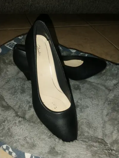 Zapatos de tacón negros Clarks - miniatura 1