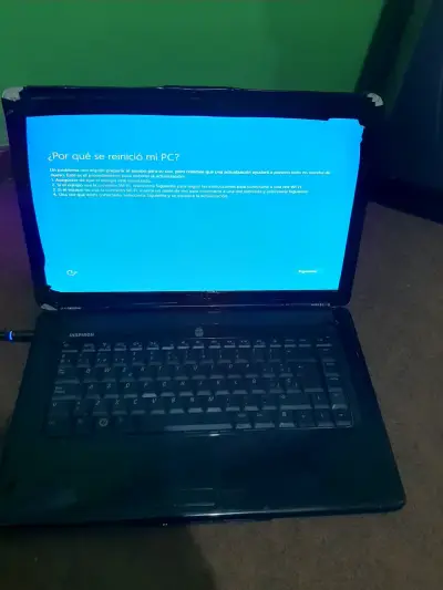 Laptop Dell Inspiron usada - miniatura 4