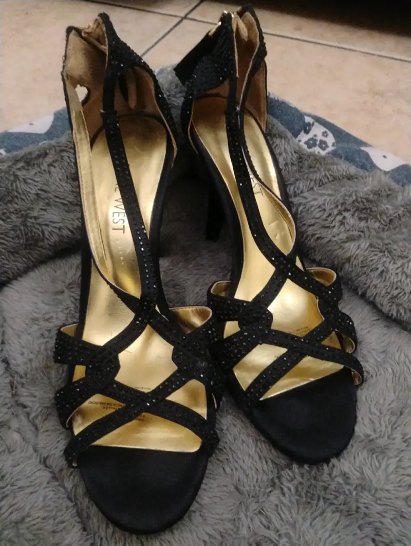 Tacones negros Nine West brillantes - 2