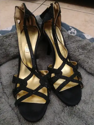 Tacones negros Nine West brillantes - miniatura 2