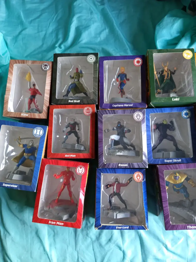 Colección de figuras de acción Marvel - 1